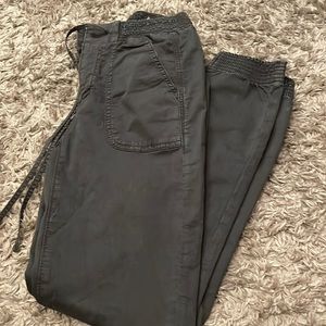 American Eagle jogger